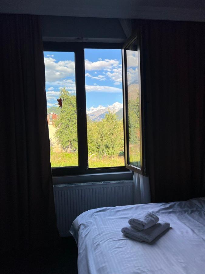 梅斯蒂亚Monte Bianco住宿加早餐旅馆 外观 照片